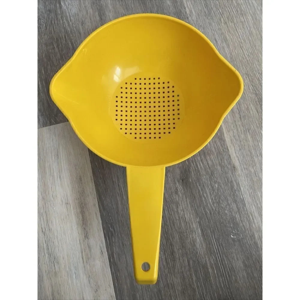 Vintage Tupperware Strainer Colander 1200-3 Yellow 1 Quart With Handle Hang Hole